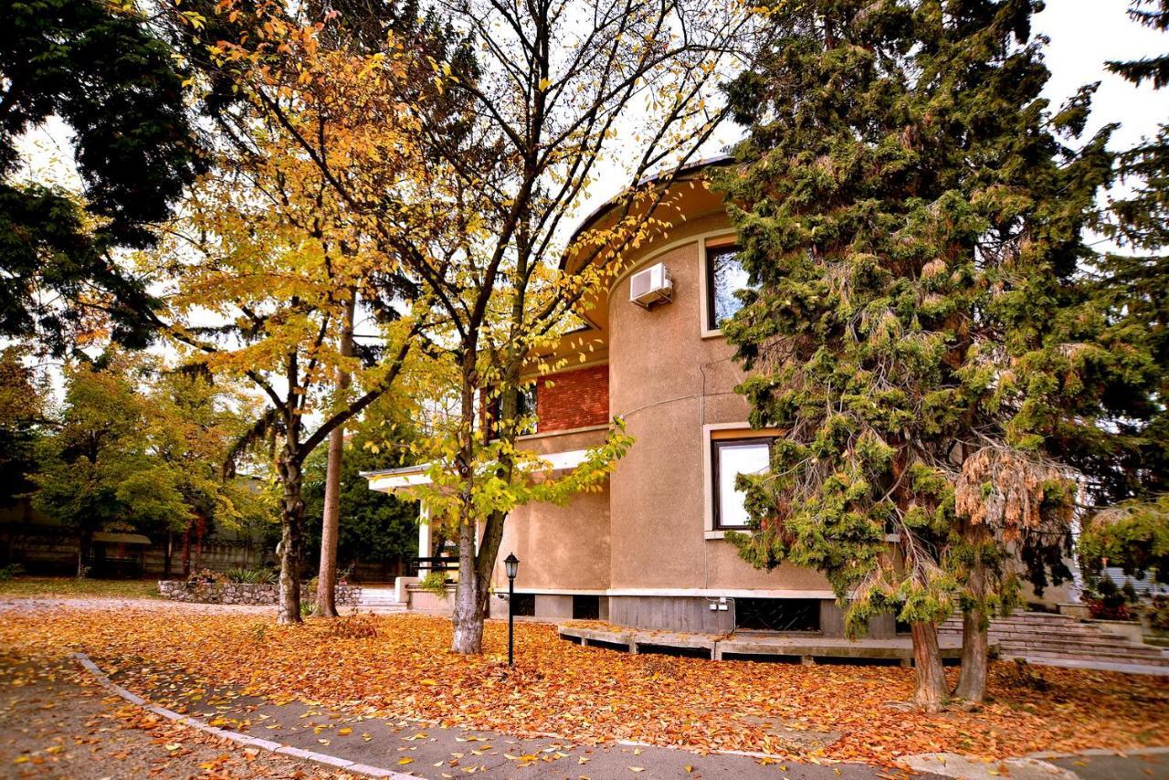Casa Negustorului Deva Exterior foto